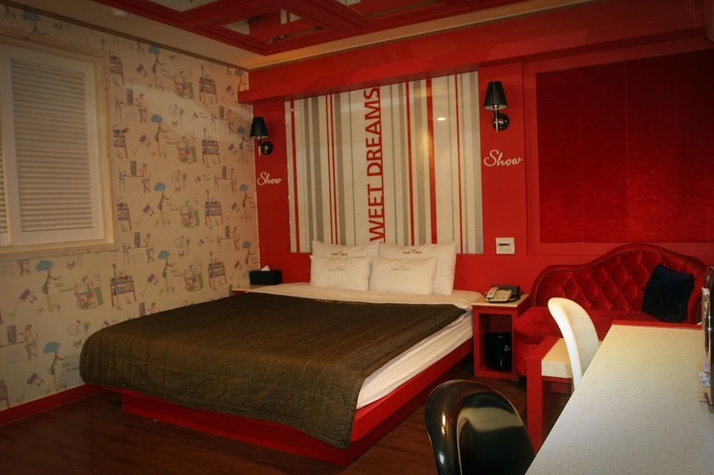 Show Hotel Busan Exterior foto